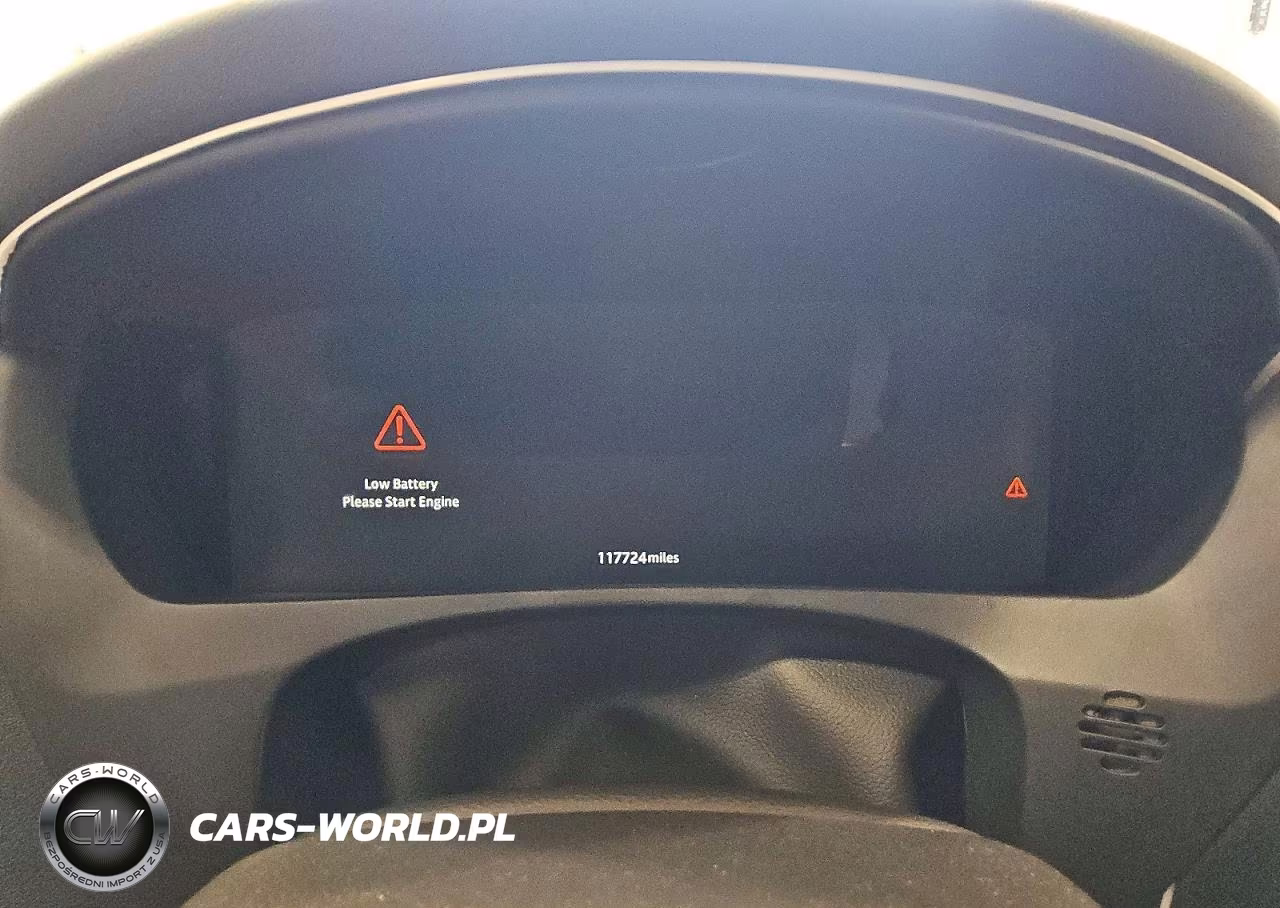 2018 Jaguar F-Pace R - Sport VIN:SADCL2GX6JA329434 - 9