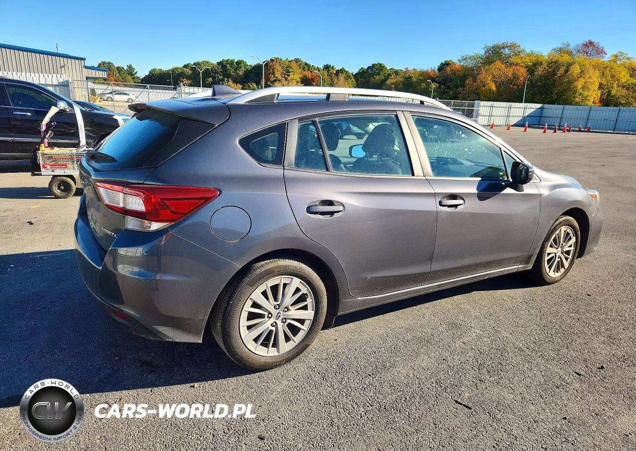 2018 Subaru Impreza Premium Plus VIN:4S3GTAD6XJ3751407 - 3