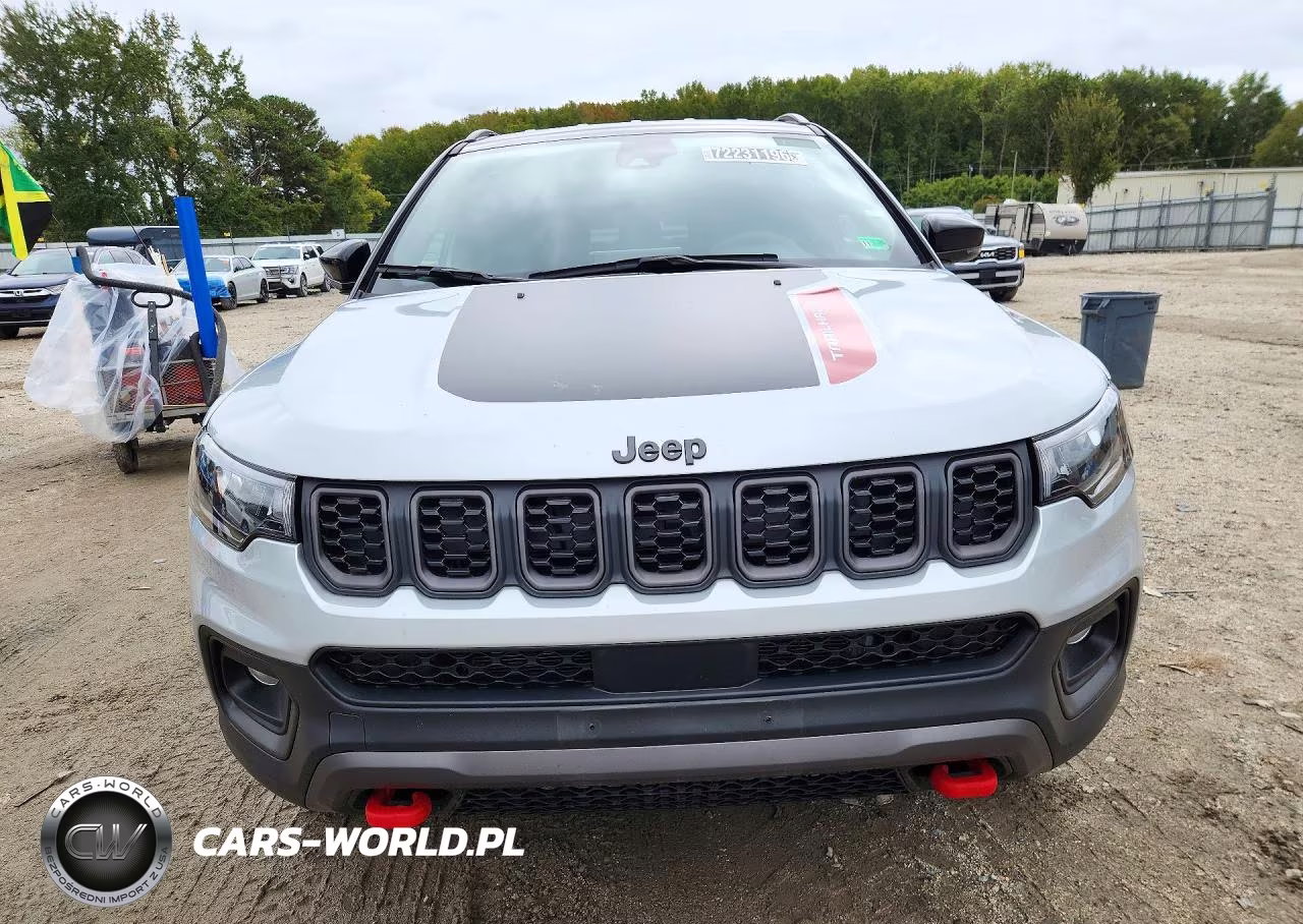 2026 Jeep Compass Trailhawk VIN:3C4NJDDN8TT182621 - 5