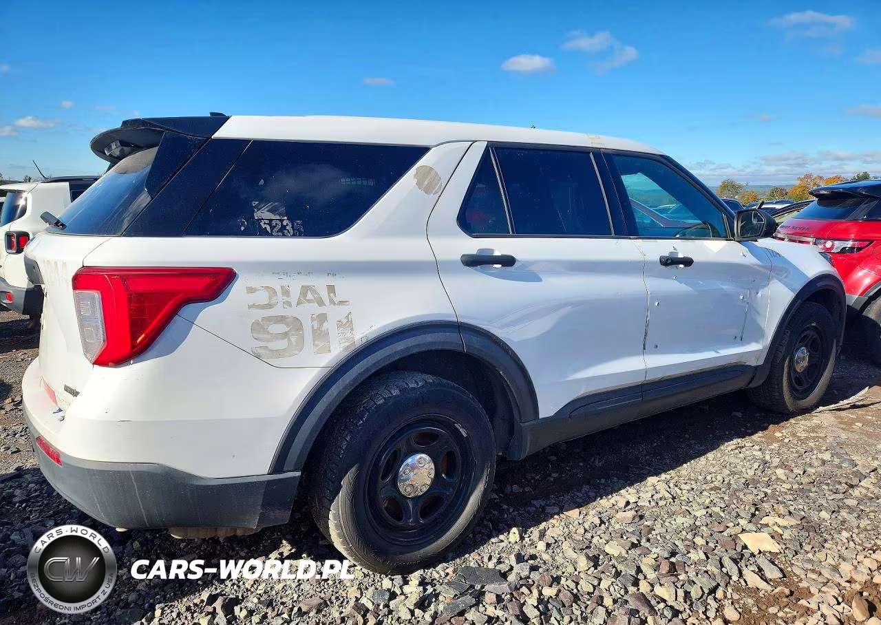 2020 Ford Police Interceptor Utility VIN:1FM5K8AW0LGC14026 - 3