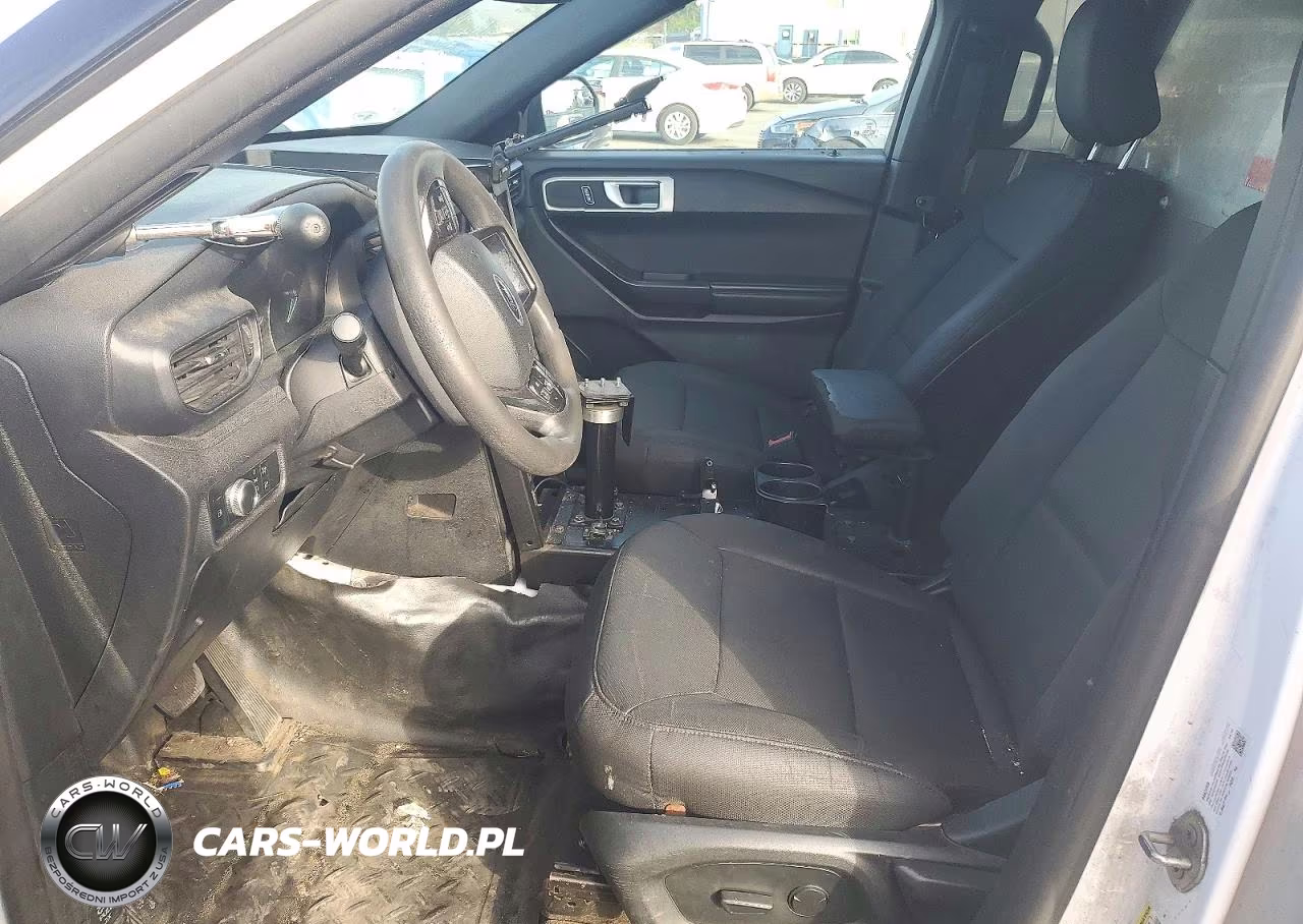 2020 Ford Police Interceptor Utility VIN:1FM5K8AW0LGC14026 - 7