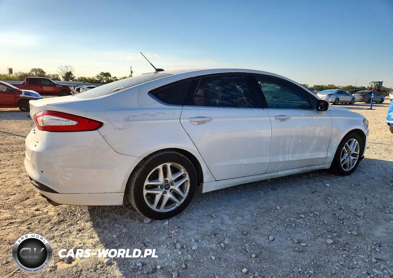 2015 Ford Fusion Se VIN:3FA6P0HD8FR229585 - 3
