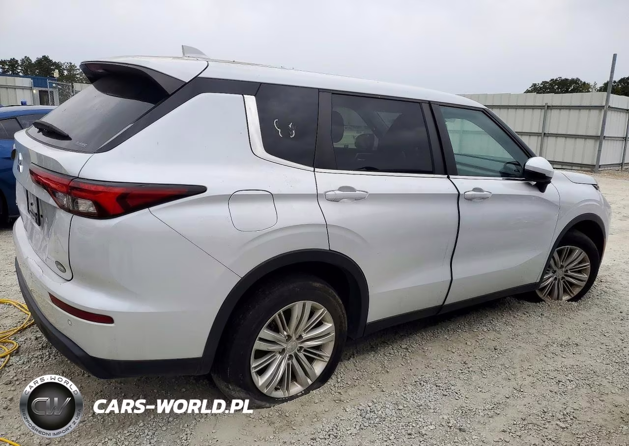 2024 Mitsubishi Outlander Es VIN:JA4J4UA89RZ015250 - 3
