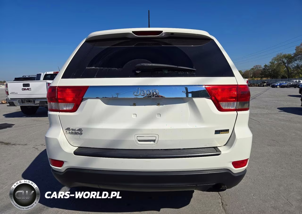 2011 Jeep Grand Cherokee Laredo VIN:1J4RR4GG2BC545989 - 6
