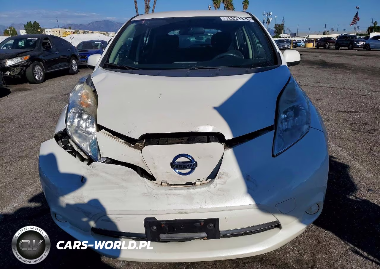 2015 Nissan Leaf S VIN:1N4AZ0CP2FC316676 - 5