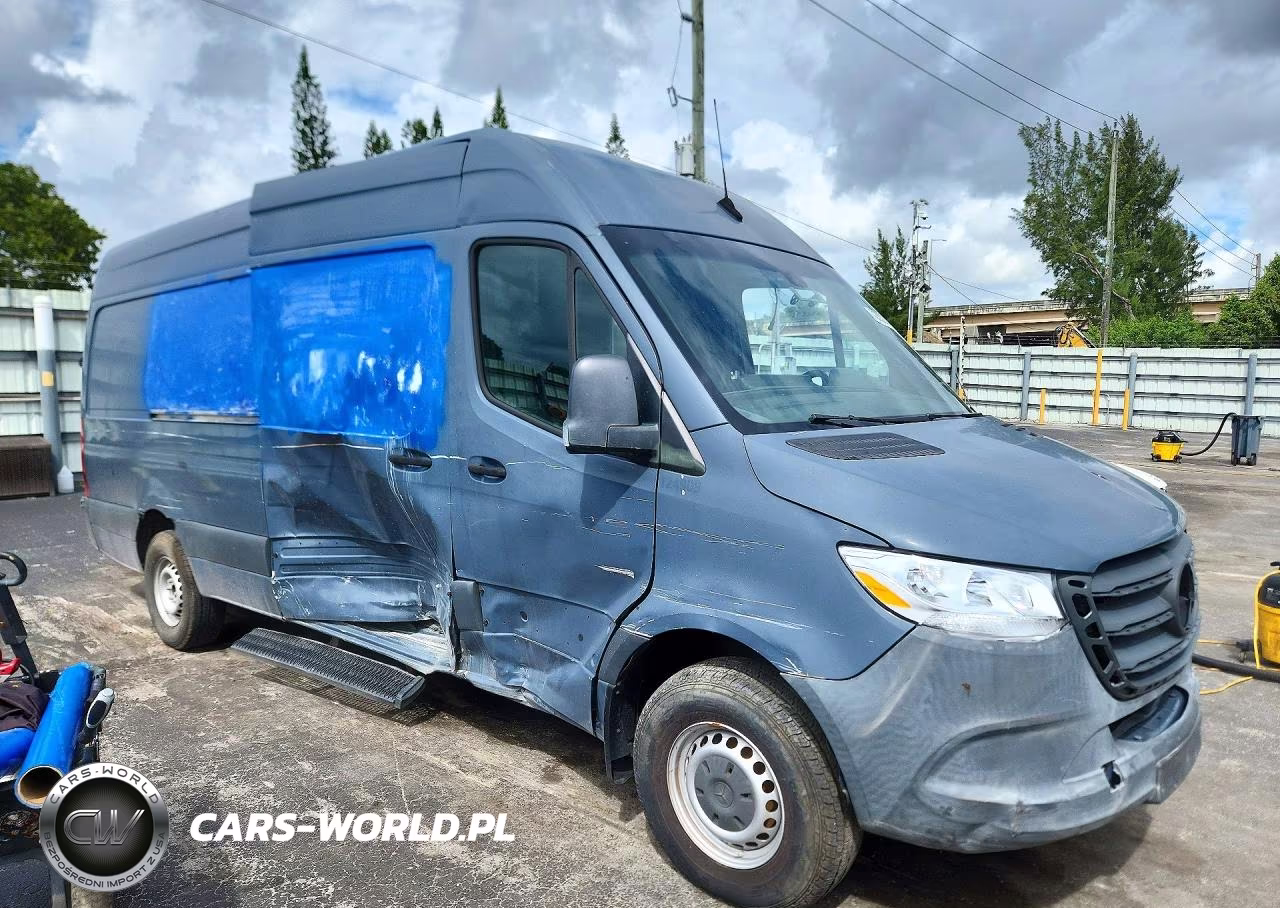 2019 Mercedes-Benz Sprinter 2500-3500 Delivery Van VIN:WD4PF1CDXKP117473 - 4