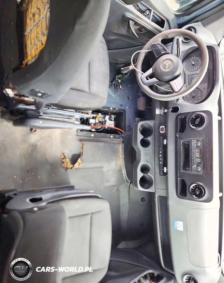2019 Mercedes-Benz Sprinter 2500-3500 Delivery Van VIN:WD4PF1CDXKP117473 - 8