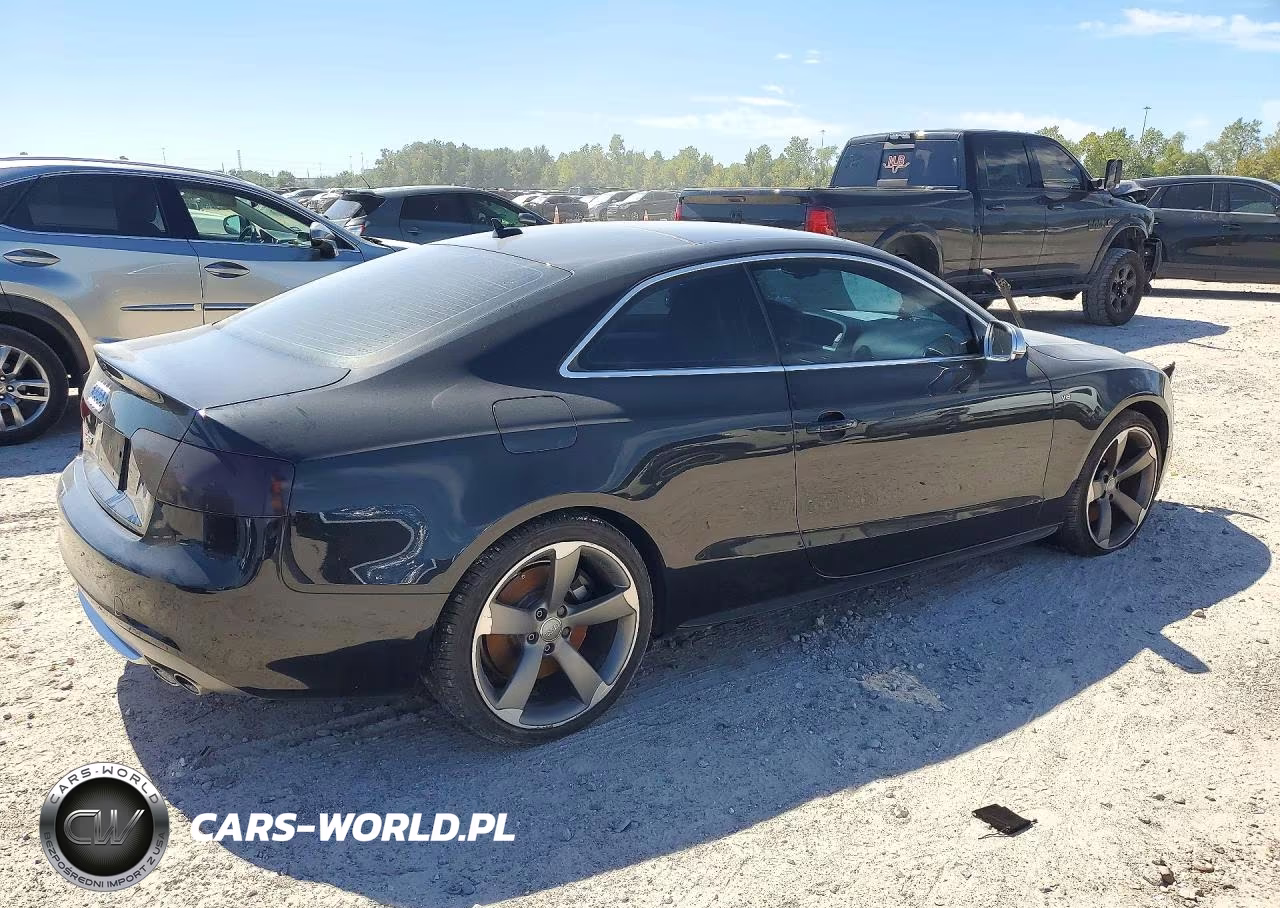 2011 Audi S5 Premium Plus VIN:WAUCVAFR2BA048071 - 3
