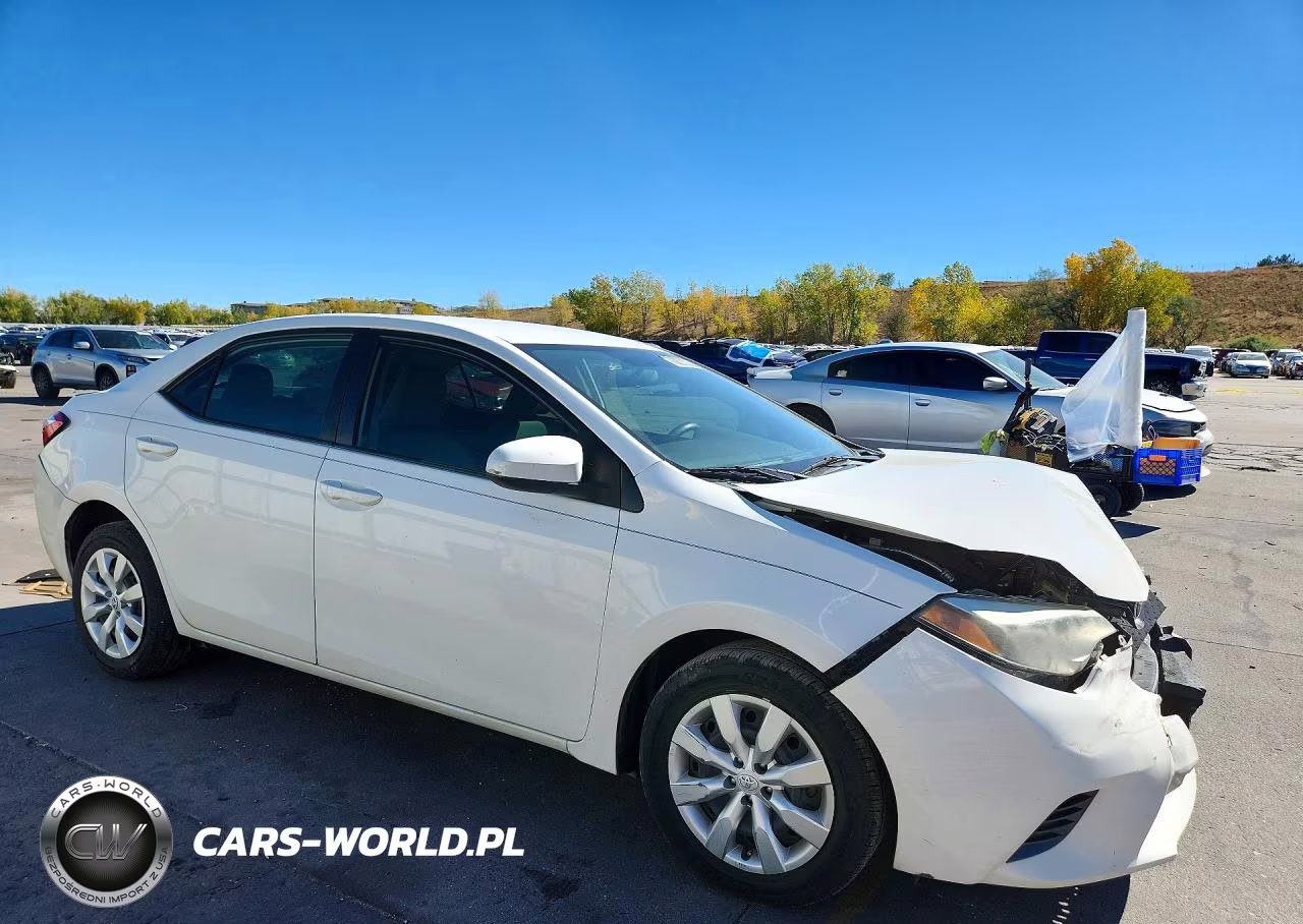 2016 Toyota Corolla Le VIN:5YFBURHE7GP370427 - 4