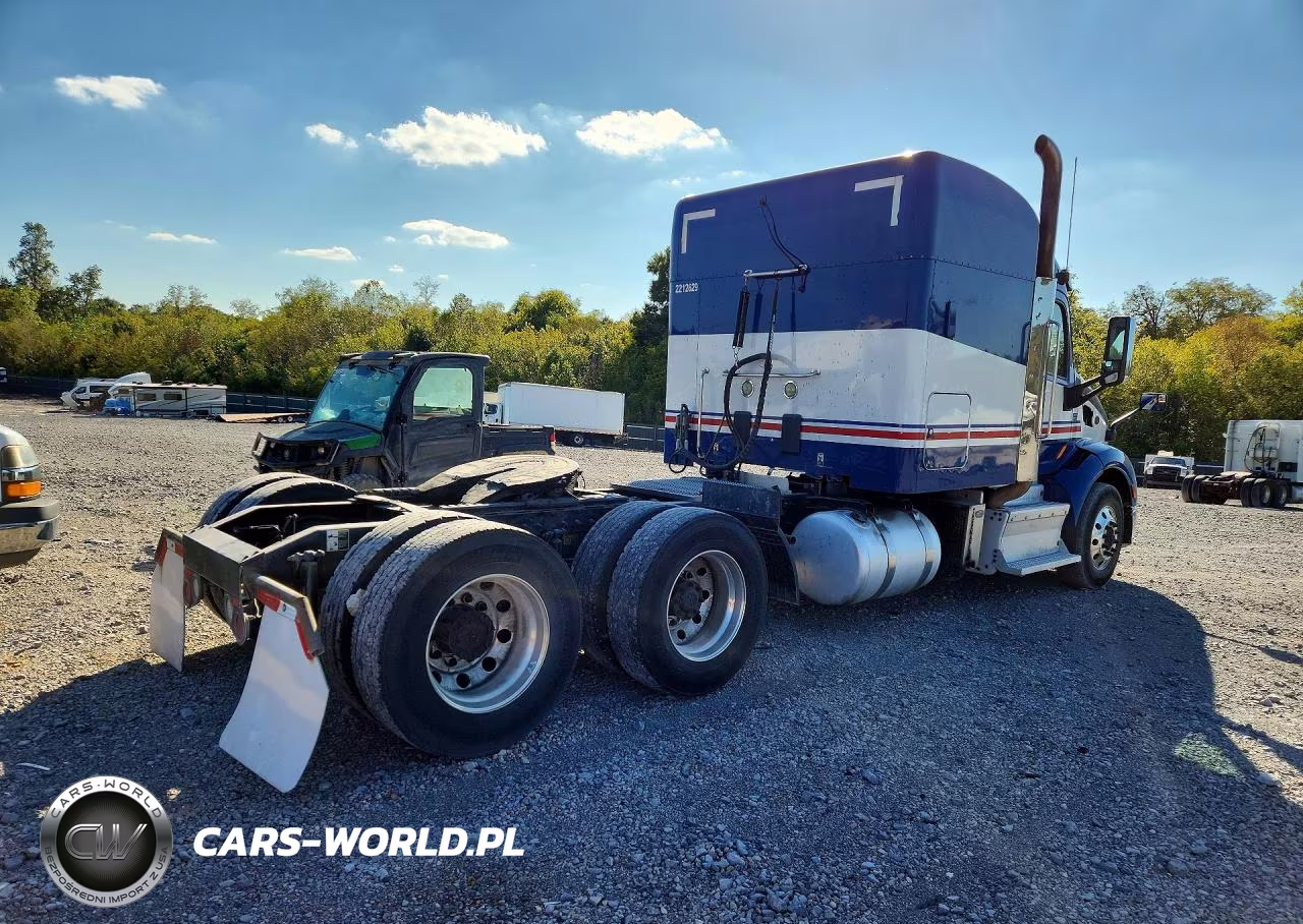 2017 Peterbilt 579 Semi Truck VIN:1XPBDP9X0HD359258 - 3