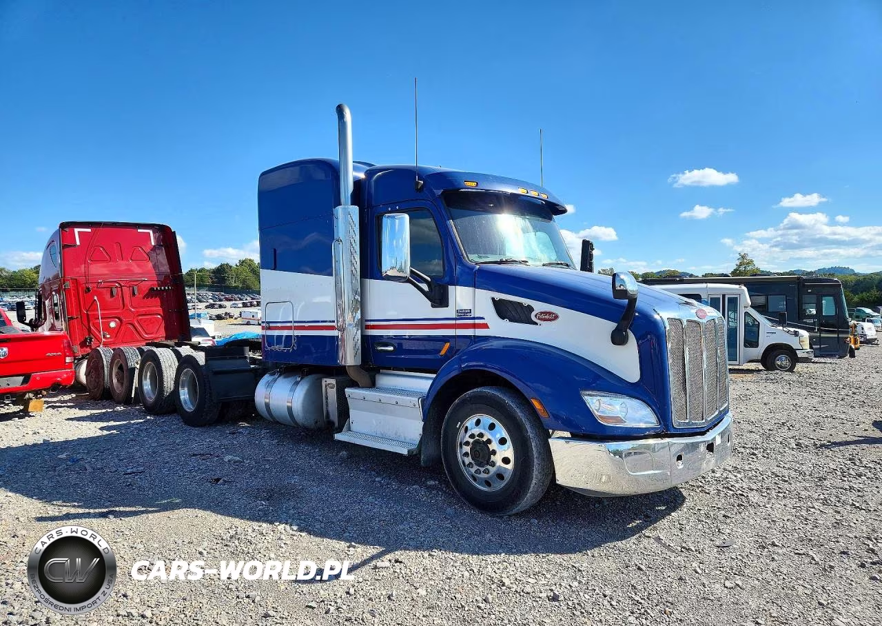 2017 Peterbilt 579 Semi Truck VIN:1XPBDP9X0HD359258 - 4