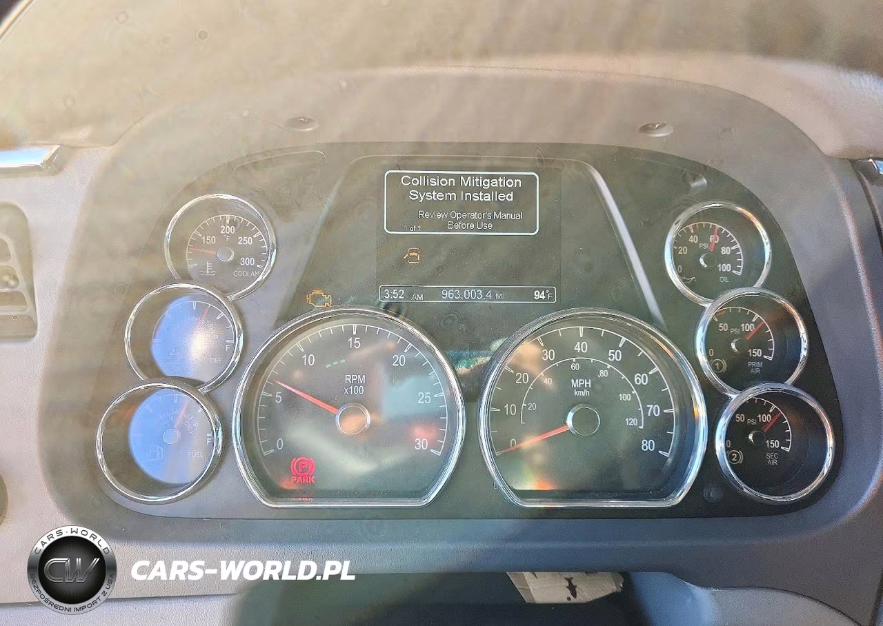 2017 Peterbilt 579 Semi Truck VIN:1XPBDP9X0HD359258 - 9