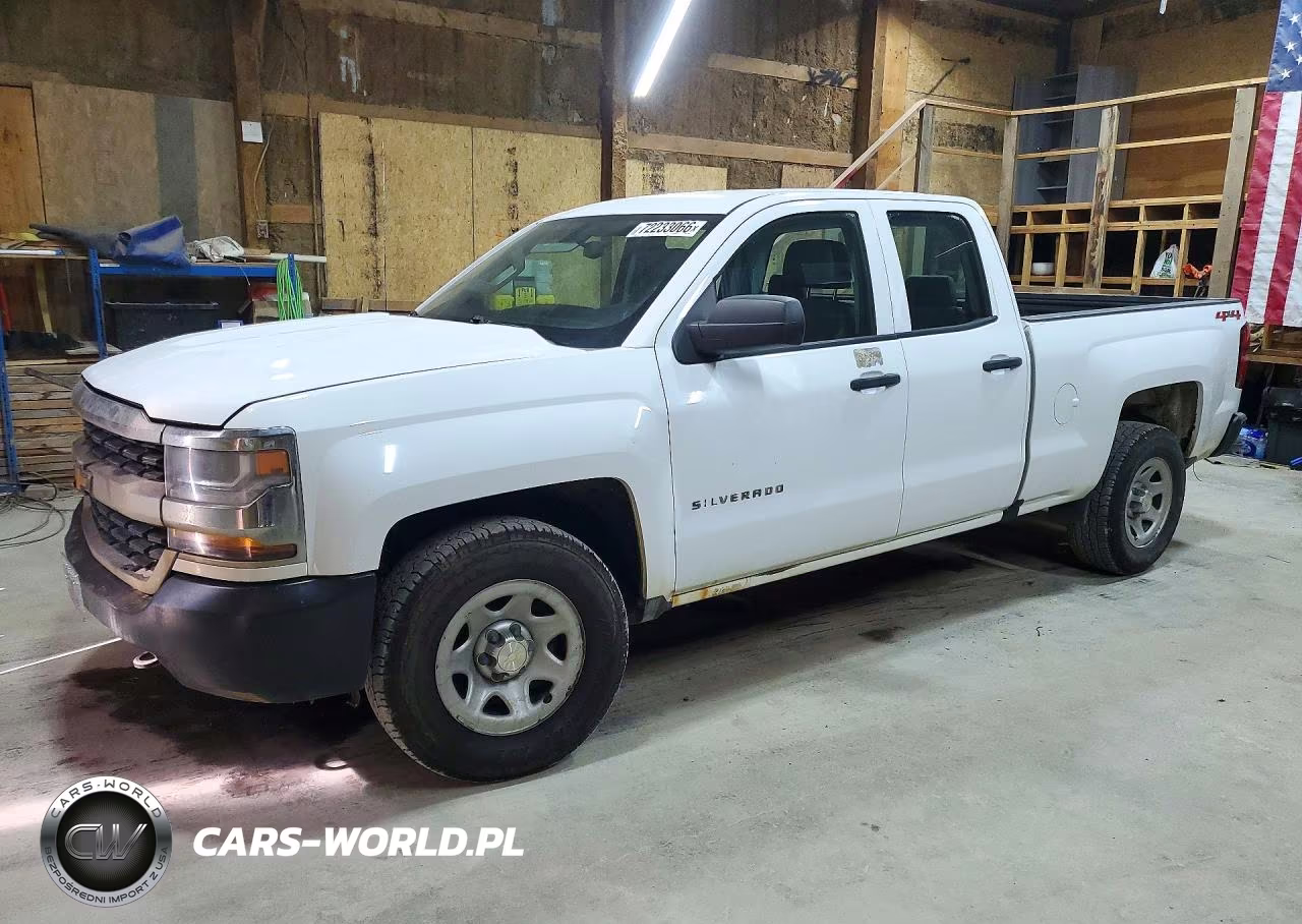 2018 Chevrolet Silverado K1500 VIN:1GCVKNEC4JZ198191 - 1