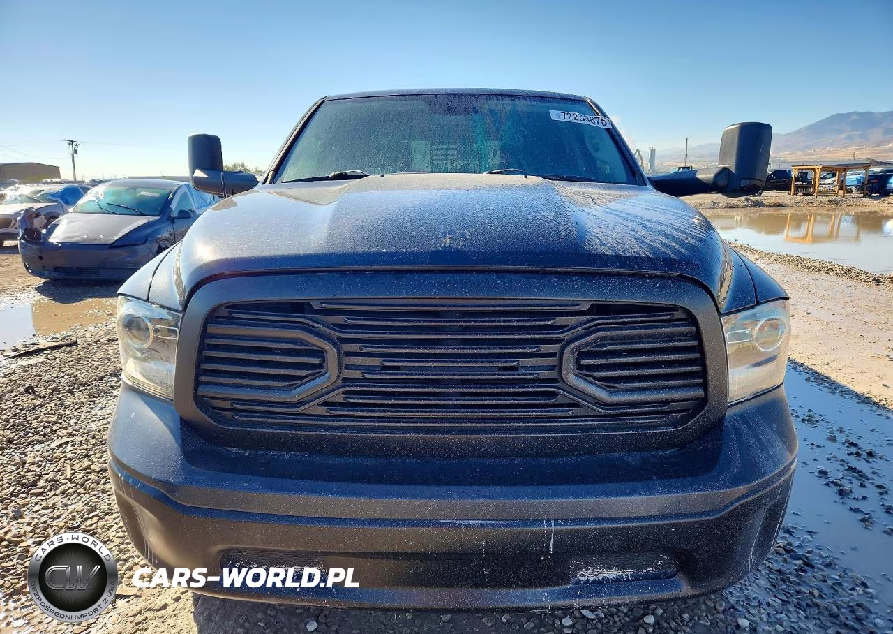 2015 Ram 1500 Laramie VIN:1C6RR7VM1FS691478 - 5