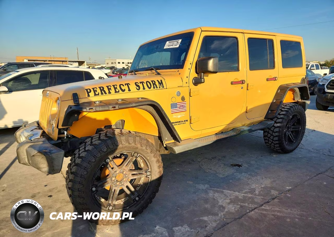 2014 Jeep Wrangler Unlimited Sahara – zdjęcie 1 z 13