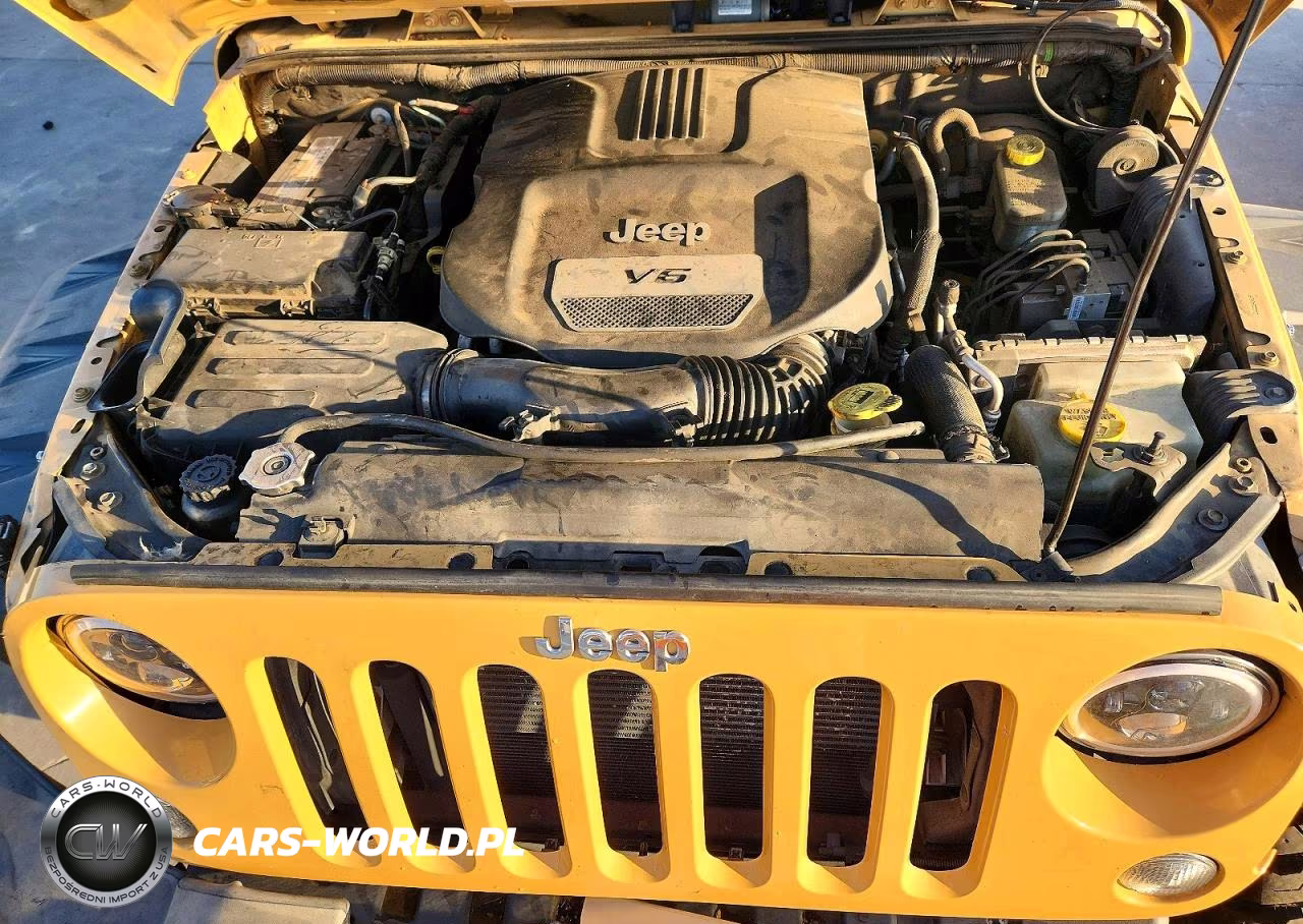 2014 Jeep Wrangler Unlimited Sahara VIN:1C4BJWEG5EL110854 - 12