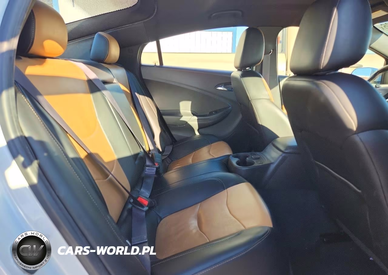 2017 Chevrolet Volt Premier VIN:1G1RB6S56HU180403 - 10