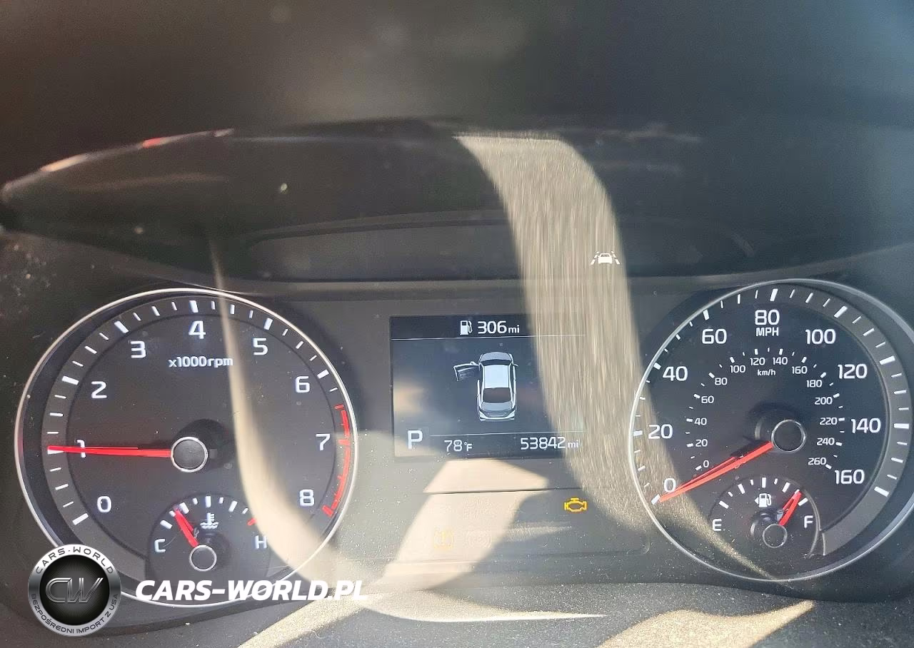 2019 Kia Forte Lxs VIN:3KPF24AD0KE066328 - 9