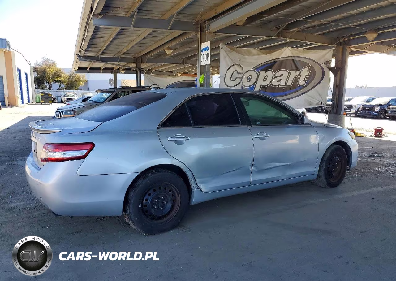 2011 Toyota Camry Le VIN:4T1BF3EK1BU144215 - 3