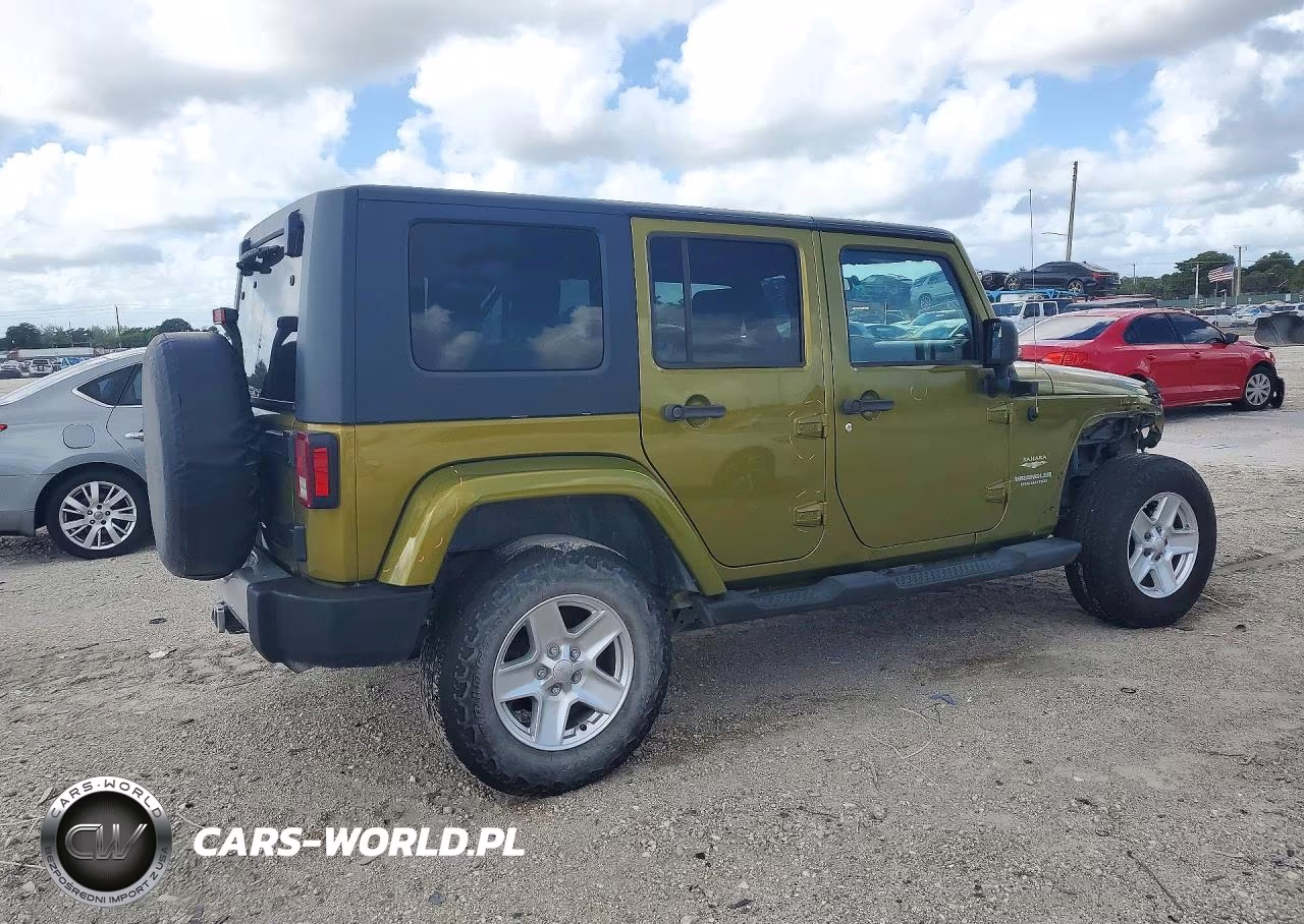 2008 Jeep Wrangler Unlimited Sahara VIN:1J8GA59138L506347 - 3