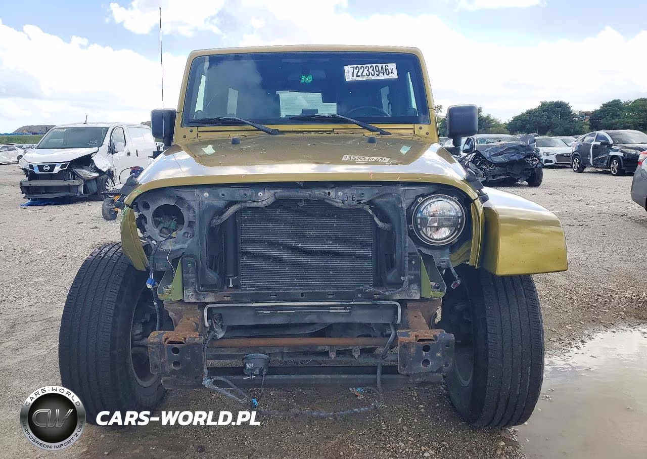 2008 Jeep Wrangler Unlimited Sahara VIN:1J8GA59138L506347 - 5