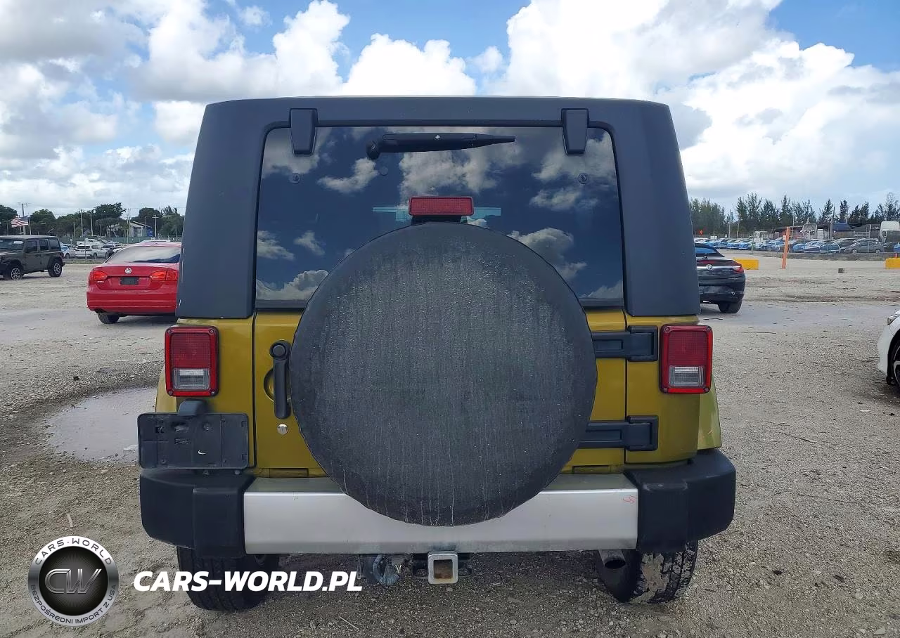 2008 Jeep Wrangler Unlimited Sahara VIN:1J8GA59138L506347 - 6