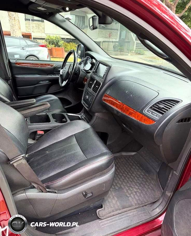 2019 Dodge Grand Caravan Gt VIN:2C4RDGEG3KR768686 - 5