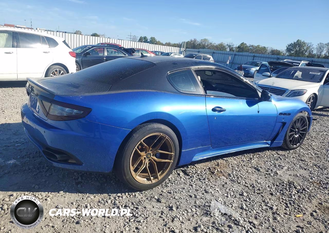 2013 Maserati Granturismo S VIN:ZAM45VLA6D0067322 - 3