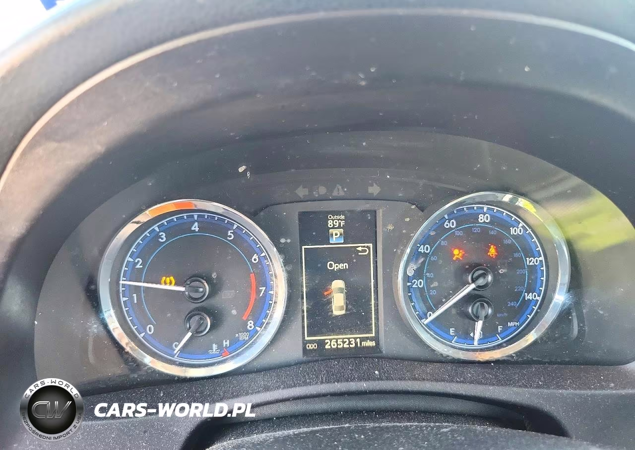 2017 Toyota Corolla Se VIN:5YFBURHE8HP594209 - 9