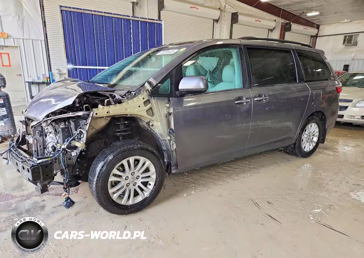 2017 Toyota Sienna Xle