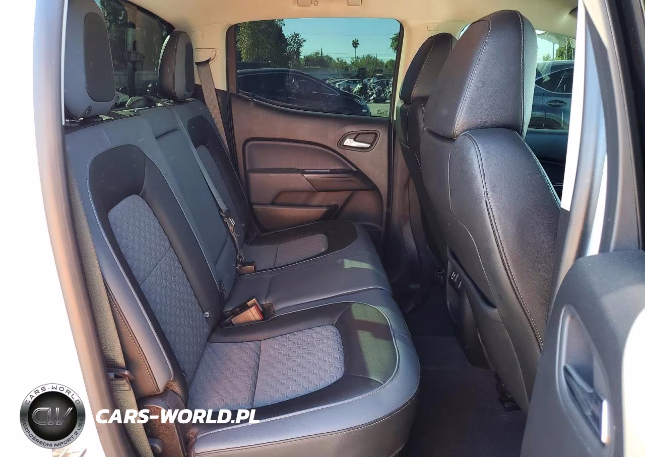 2020 Chevrolet Colorado Z71 VIN:1GCGTDEN9L1242544 - 10