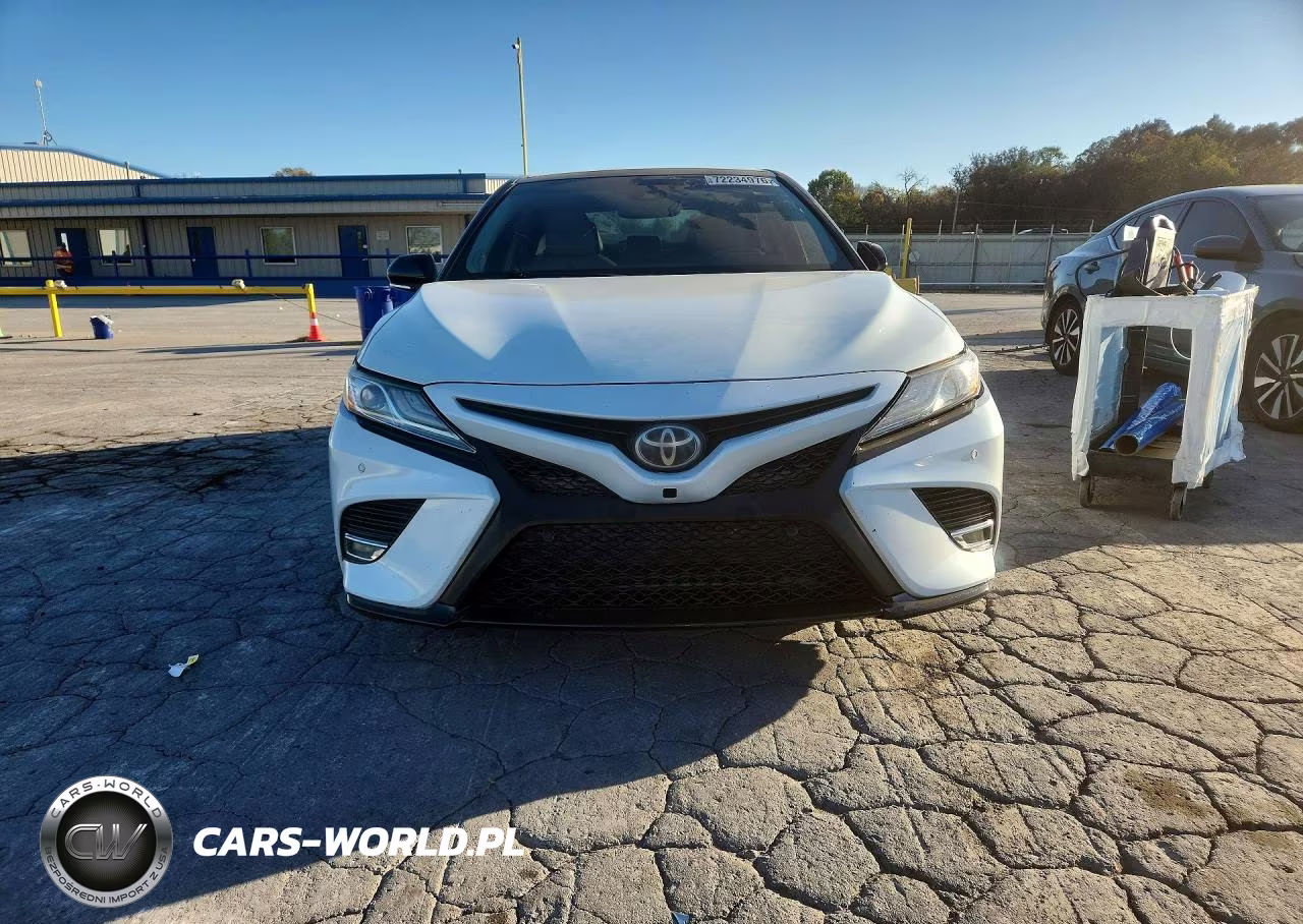 2018 Toyota Camry Xse V6 VIN:4T1BZ1HK5JU001855 - 5