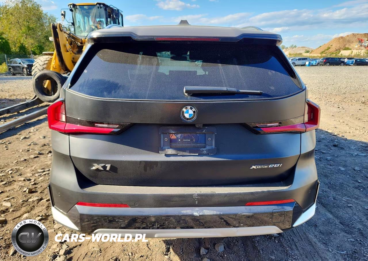 2026 BMW X1 xDrive28I VIN:WBX73EF05T5422639 - 6