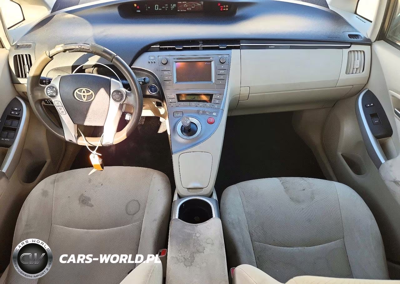 2014 Toyota Prius Two VIN:JTDKN3DU4E0364731 - 8