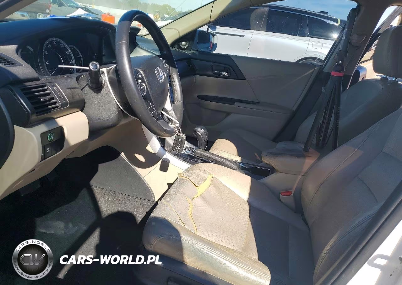 2013 Honda Accord Touring VIN:1HGCR3F96DA032933 - 7