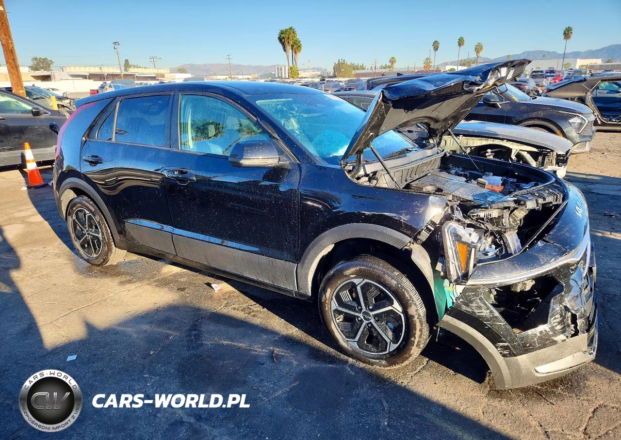 2026 Kia Niro Lx VIN:KNDCP3LE2T5359939 - 4
