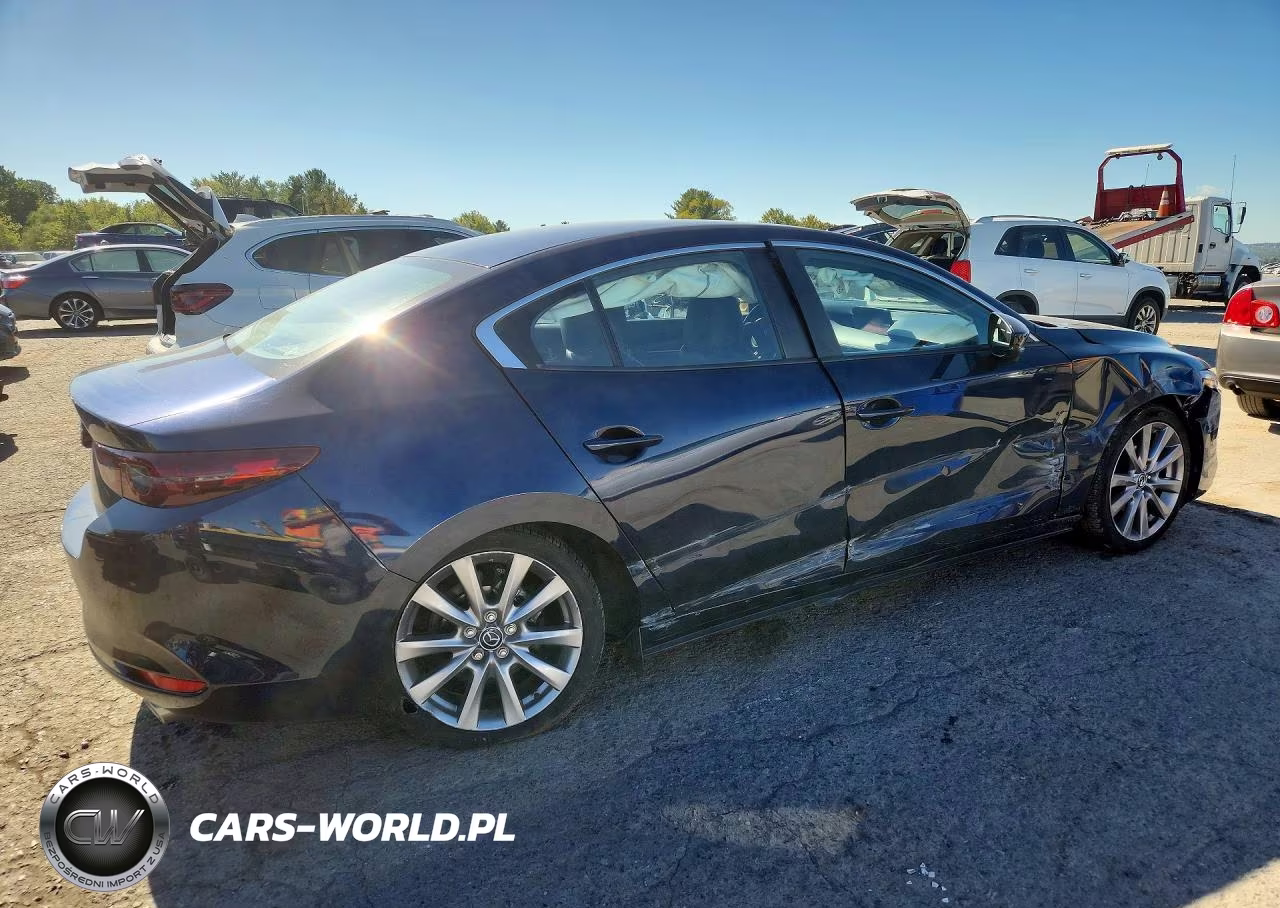 2020 Mazda 3 Select VIN:JM1BPACL6L1162830 - 3