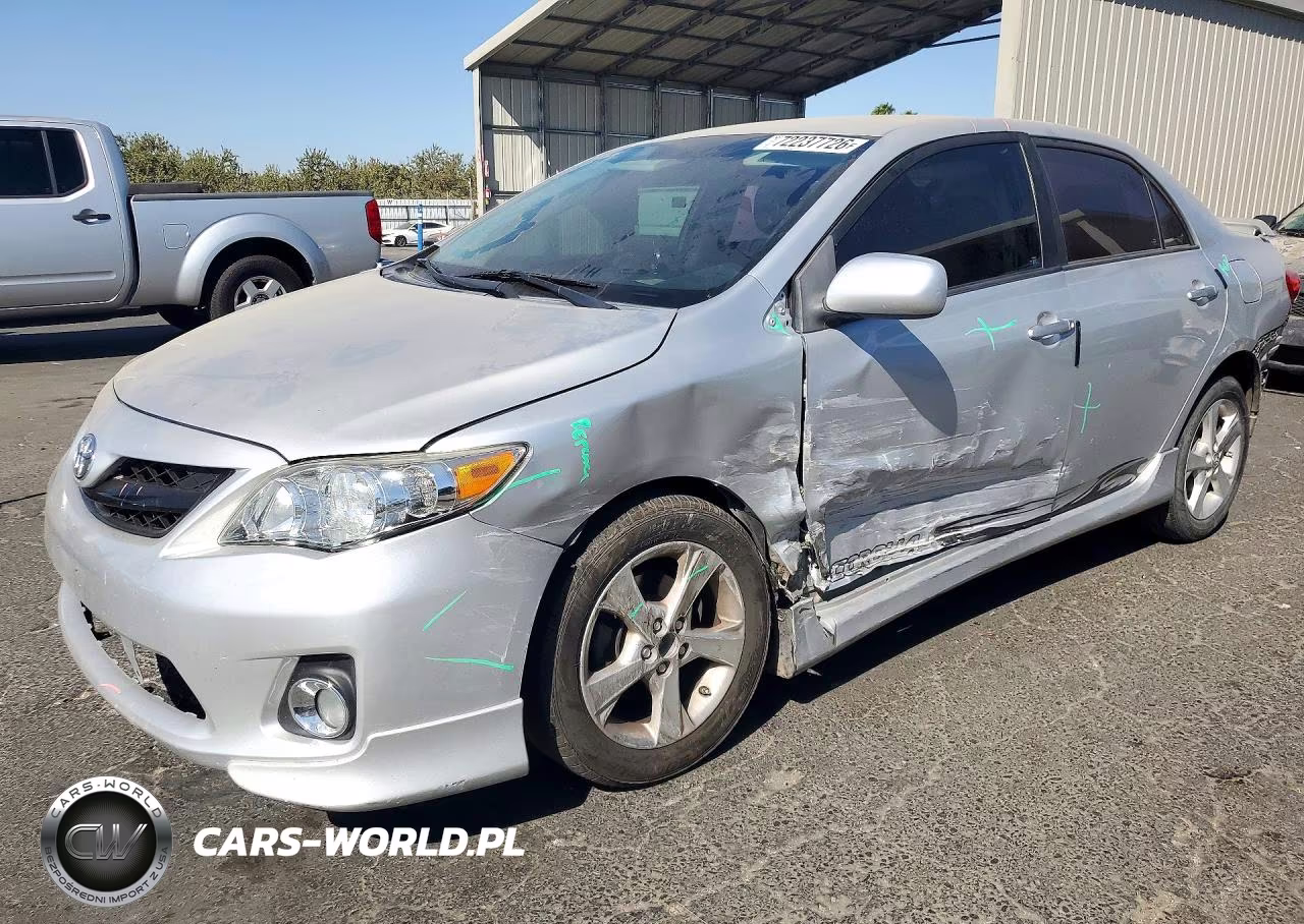 2013 Toyota Corolla S – zdjęcie 1 z 13