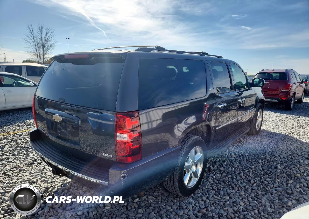 2010 Chevrolet Suburban K1500 Ltz VIN:1GNUKKE36AR103826 - 3