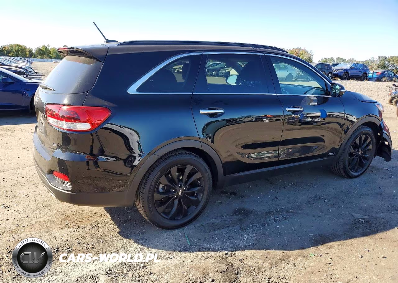 2019 Kia Sorento S V6 VIN:5XYPGDA56KG588561 - 3