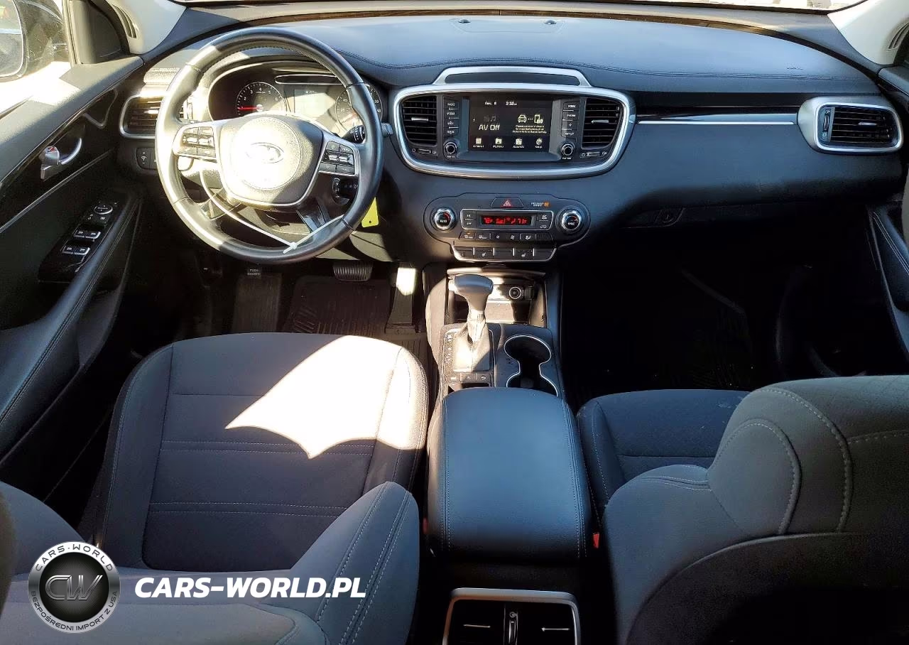 2019 Kia Sorento S V6 VIN:5XYPGDA56KG588561 - 8