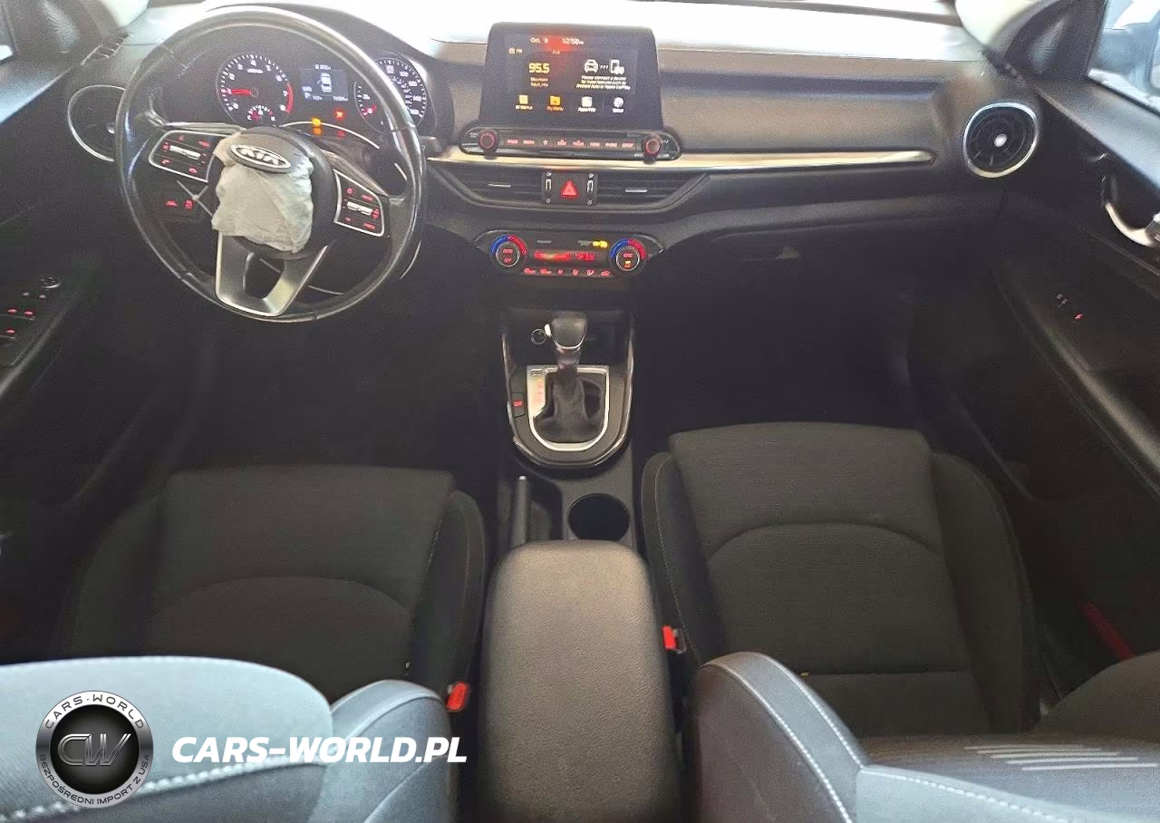 2019 Kia Forte S VIN:3KPF34AD9KE134624 - 8