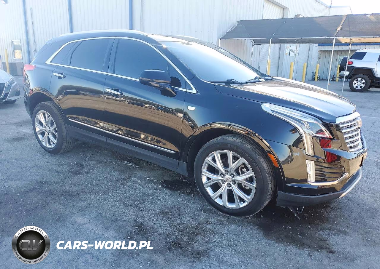 2017 Cadillac Xt5 Platinum VIN:1GYKNFRS8HZ103590 - 4