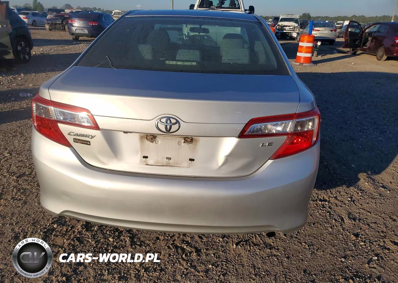 2014 Toyota Camry Le VIN:4T4BF1FK2ER419362 - 6