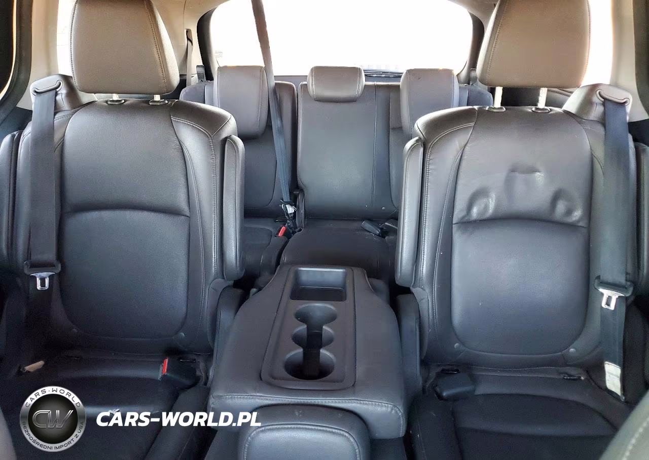 2018 Honda Odyssey Elite VIN:5FNRL6H9XJB019159 - 10