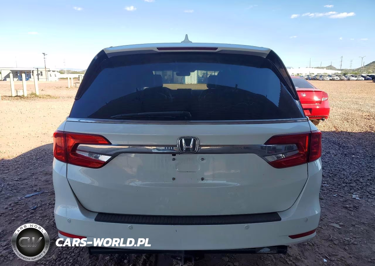 2018 Honda Odyssey Elite VIN:5FNRL6H9XJB019159 - 6