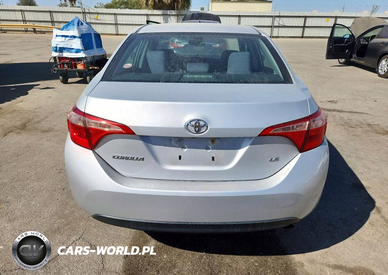 2018 Toyota Corolla Le VIN:2T1BURHE2JC052030 - 6