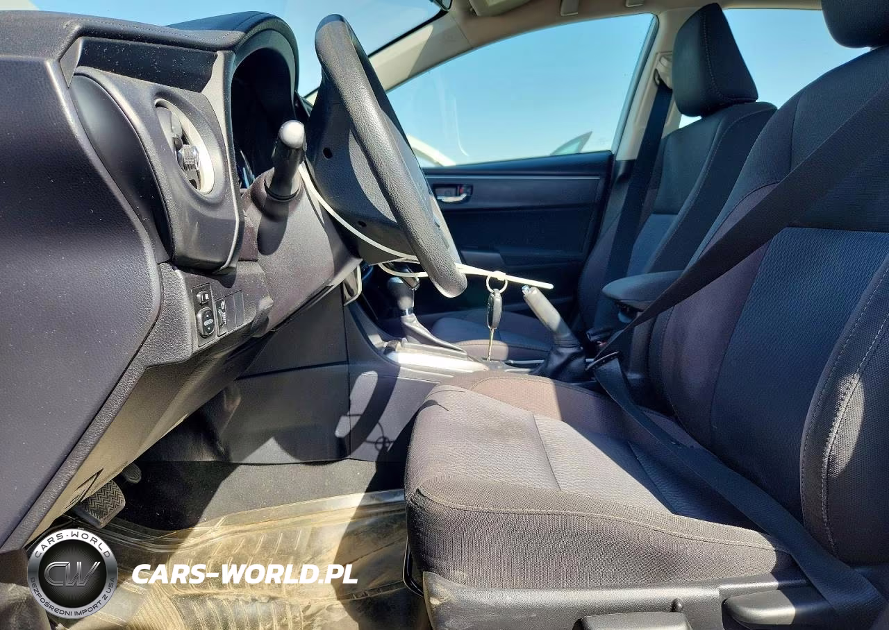 2018 Toyota Corolla Le VIN:2T1BURHE2JC052030 - 7