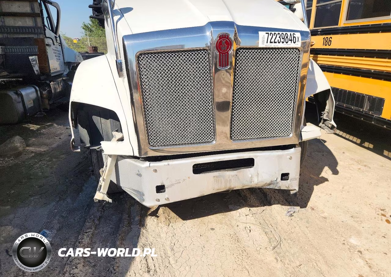 2017 Kenworth T880 Semi Truck VIN:1XKZDK9X4HJ163977 - 12