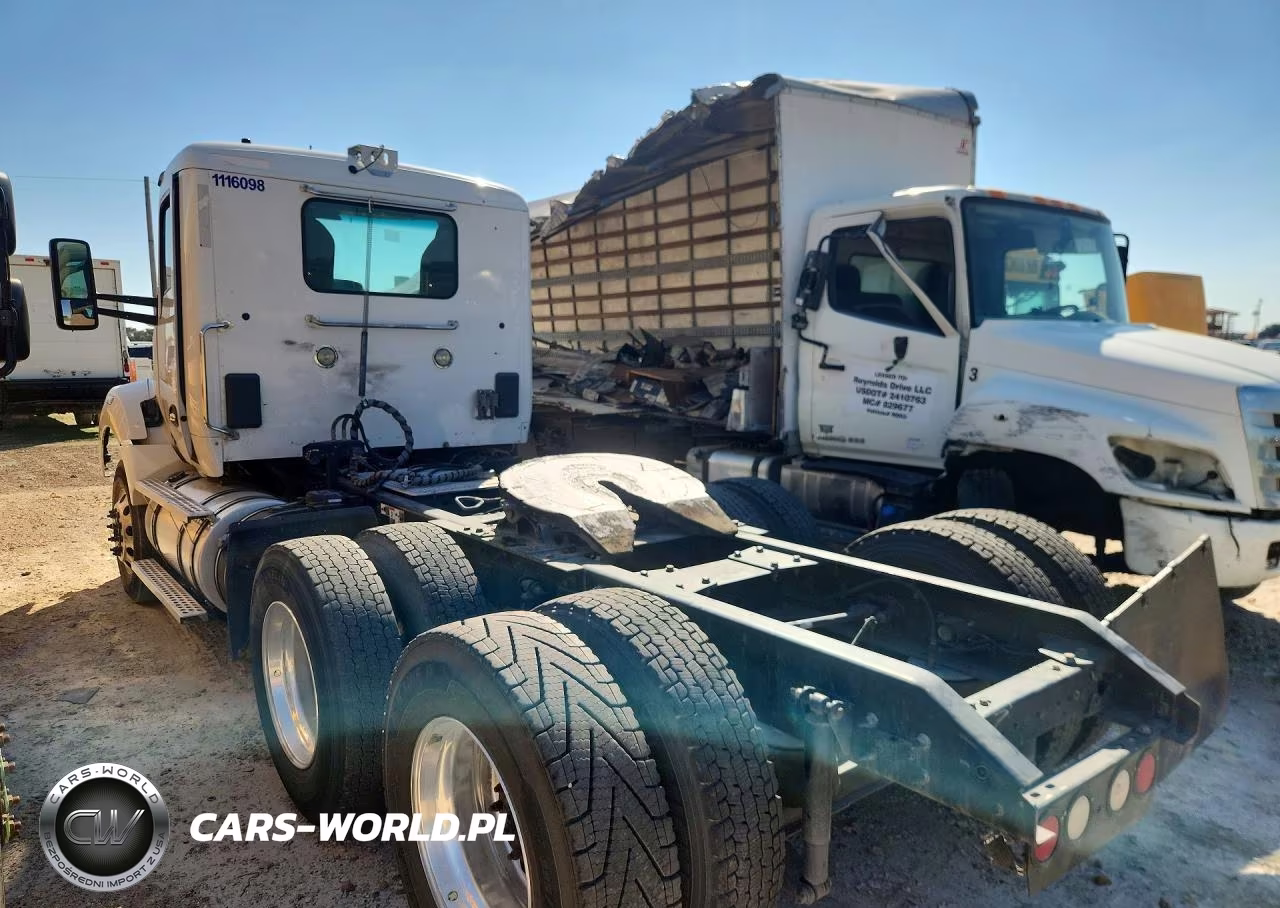 2017 Kenworth T880 Semi Truck VIN:1XKZDK9X4HJ163977 - 2